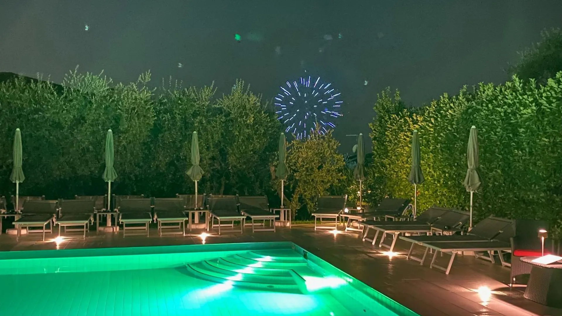 Hotel Villa Ca' Nova ***S Garda  3*, Garda (Verona)