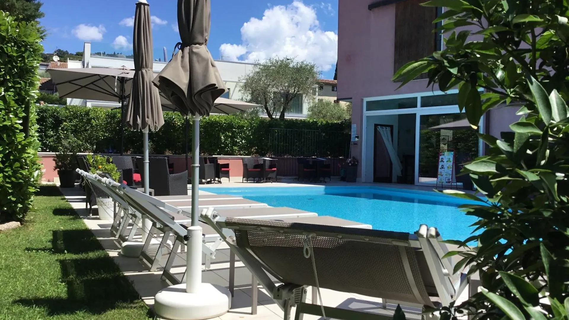 Hotel Villa Ca' Nova ***S Garda  Italië