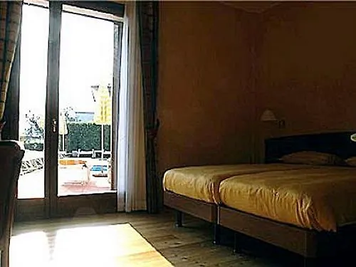 Hotel Villa Ca' Nova ***S Garda   Garda (Verona)