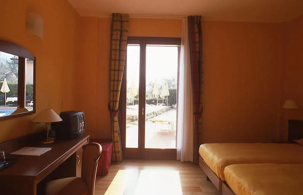Hotel Villa Ca' Nova ***S Garda