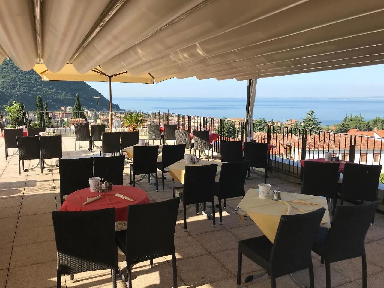 Hotel Villa Ca' Nova ***S Garda  Italy