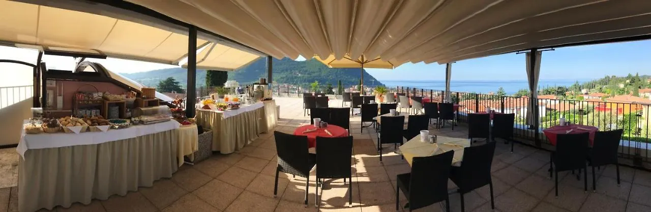 ***  Hotel Villa Ca' Nova ***S Garda  Italië
